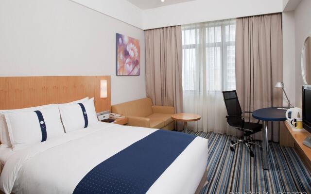 Holiday Inn Express Shenzhen Luohu