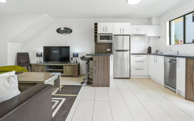 Noosa River Retreat