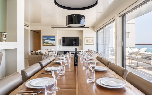 Panoramic Sea View W Pool & Gym Access