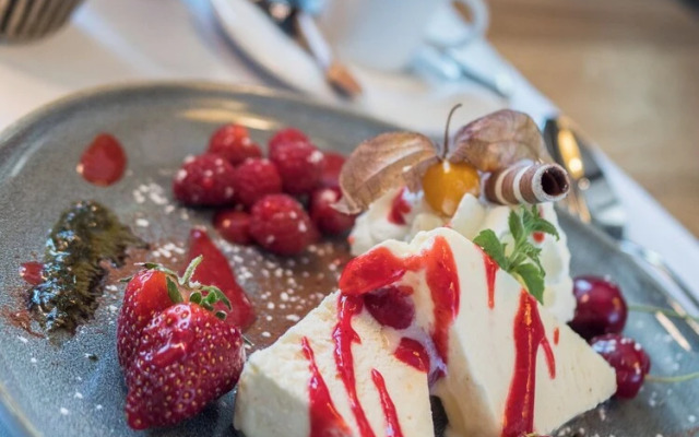 Отель Landgasthof zum Pflug