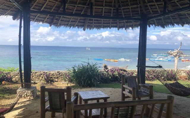 Belle's Beach Resort