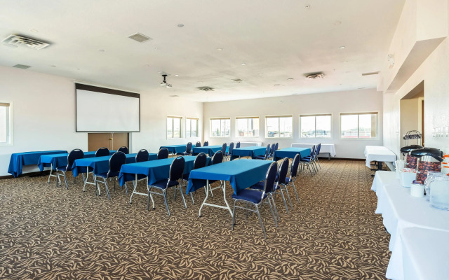 Comfort Inn And Suites