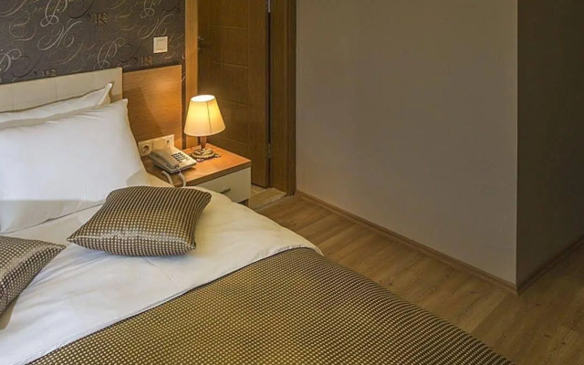 Park Square Hotel