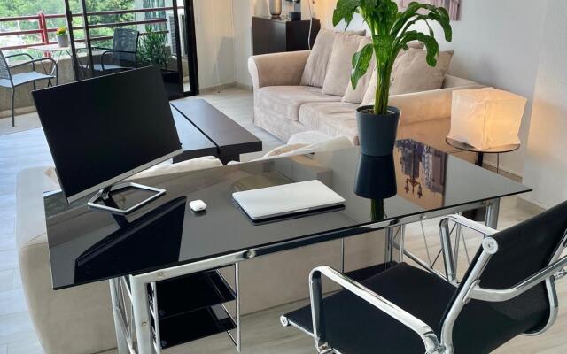 Home2Book El Encanto de la Plaza del Príncipe