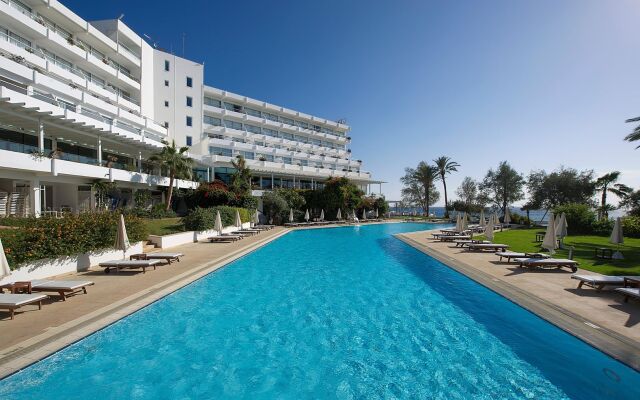 Grecian Sands Hotel