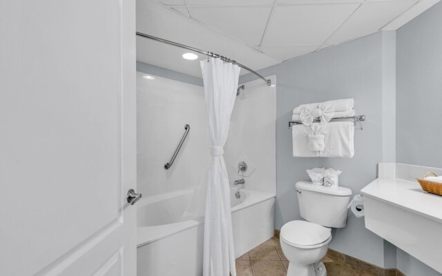 Breathtaking 2BR w Oceanview