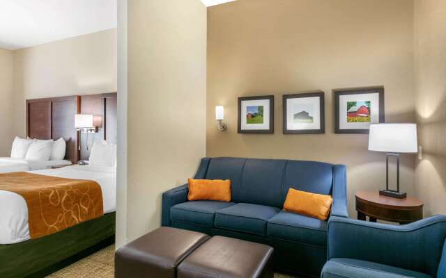 Comfort Suites Hopkinsville near Fort Campbell