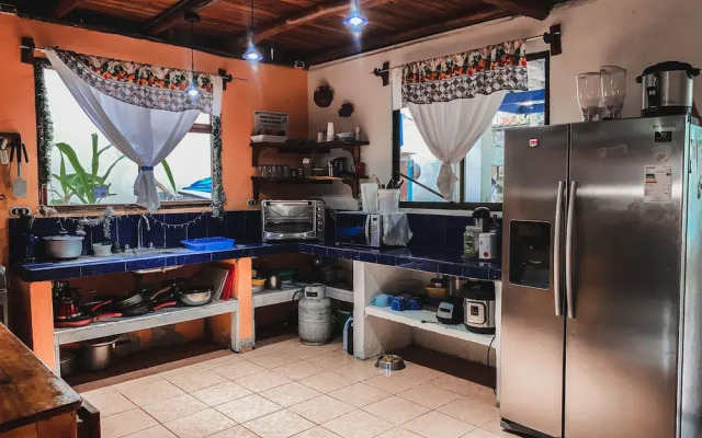 Hostel Marisol Playa Samara