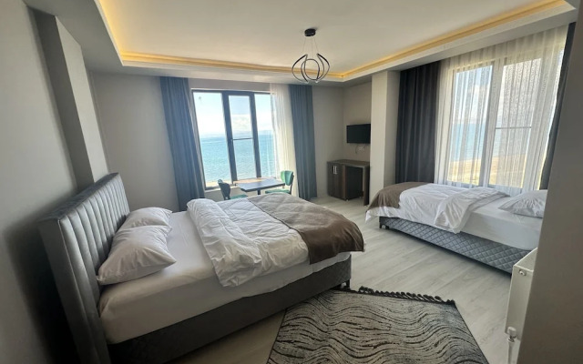 1071 Otel & Restaurant