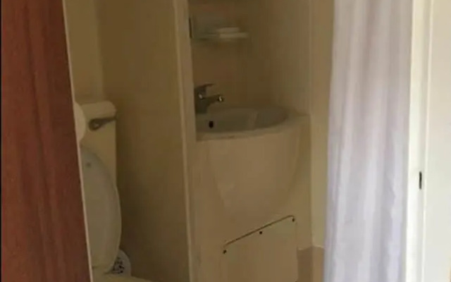 Crown Guesthouse