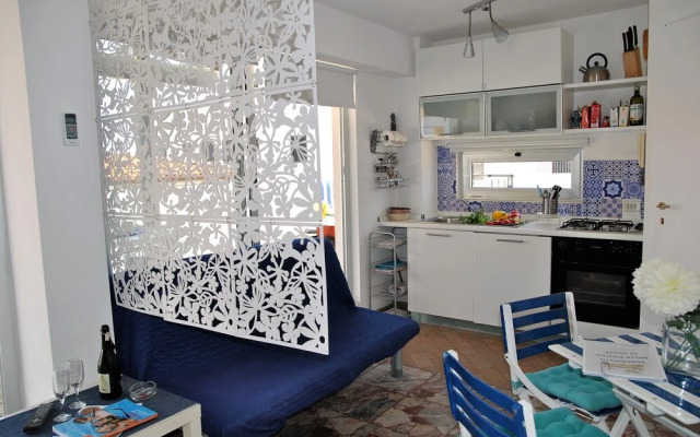 "studio Flat for 3 Persons Near the Beach"