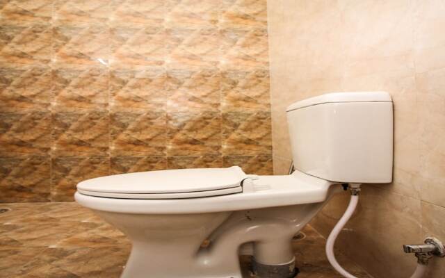 Capital O 17241 Hotel Mayra