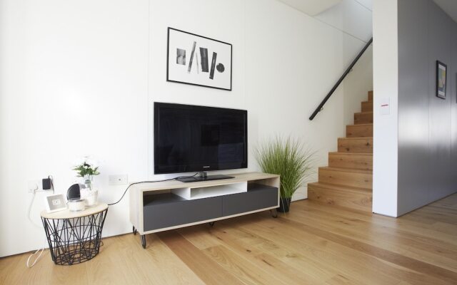 Stylish modern home in Manchester city centre with parking