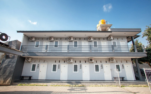 Super OYO Capital O 1176 J3 Residence Syariah