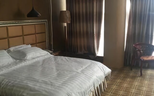 Xinhua Business Hotel