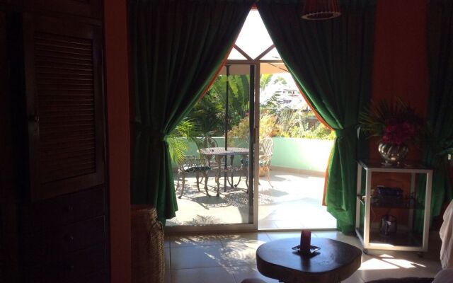 Hotel Suites La Hacienda