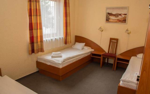 Homoky Hotels Bestline Hotel