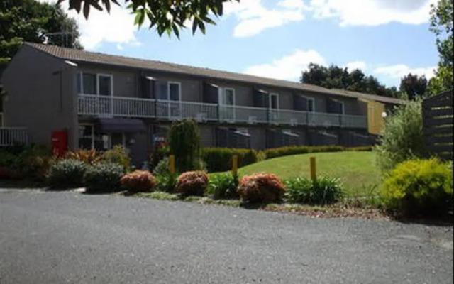 Summer East Serviced Apartments