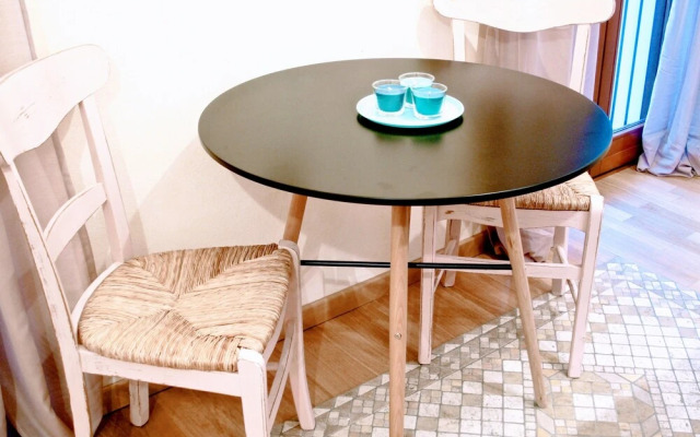 Al Lago by Design Studio