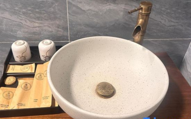 Avana House – Bathroom – Hoa Lu