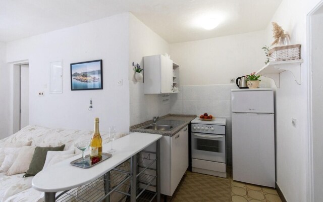 Awesome Apartment in Klek With Wifi and 2 Bedrooms