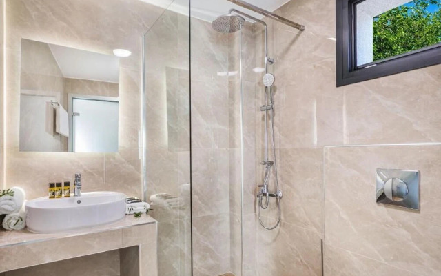 AlexMare Hotel Fourka