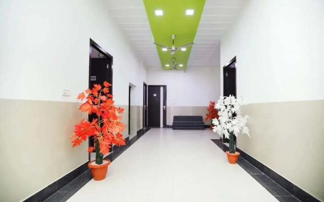 Azad Garden by OYO Rooms