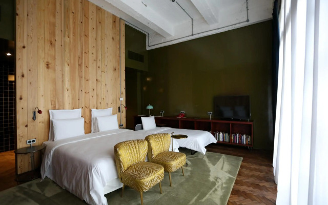 Stamba Hotel