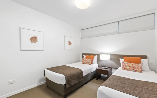 Echelon Apartments