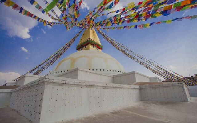 OYO 266 Hotel Grand Stupa