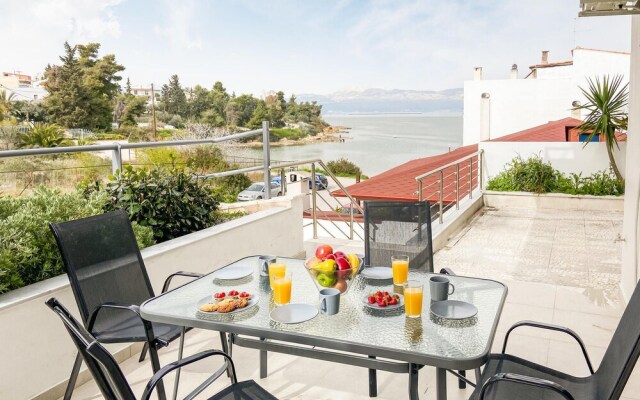 Beautiful Apartment in Chalkida With Wifi and 2 Bedrooms