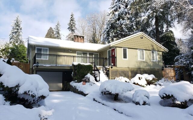 LUXE Retreat at 8050 Kaymar Dr.