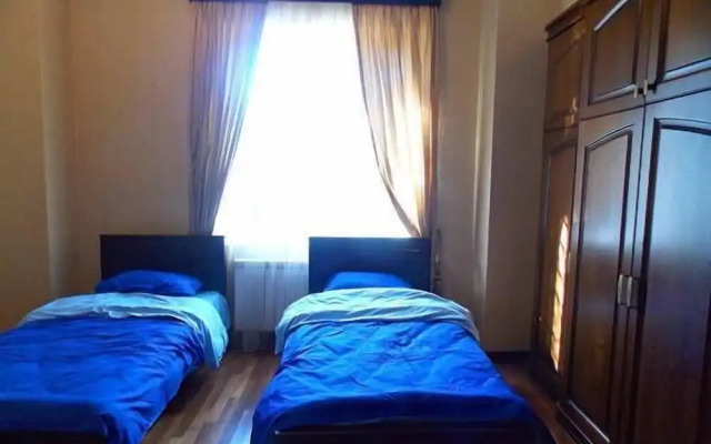 Cleopatra Palace Hostel