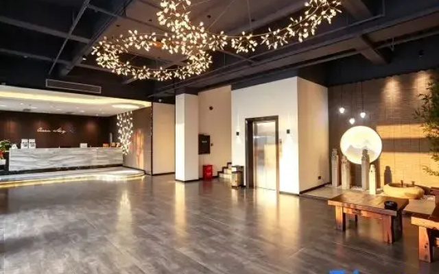Ocean Sky Hotel