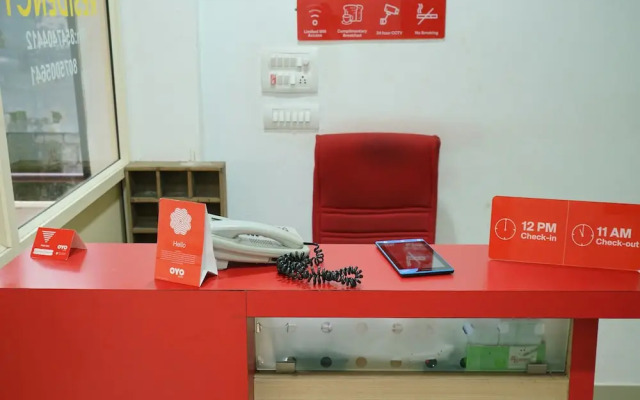 OYO 23388 Fathima Residency