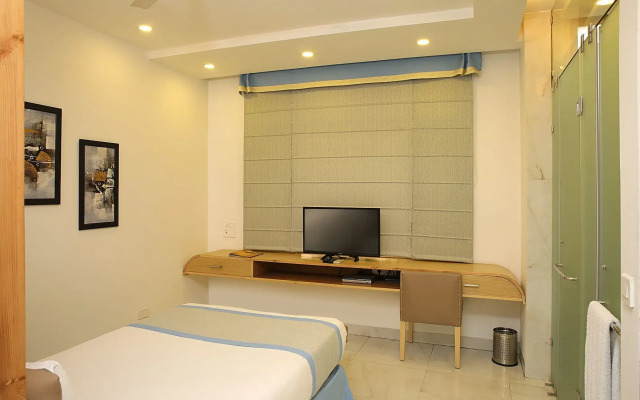 Ahuja Residency, Dlf Phase II