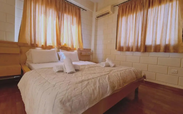 25 AN - Pernera House