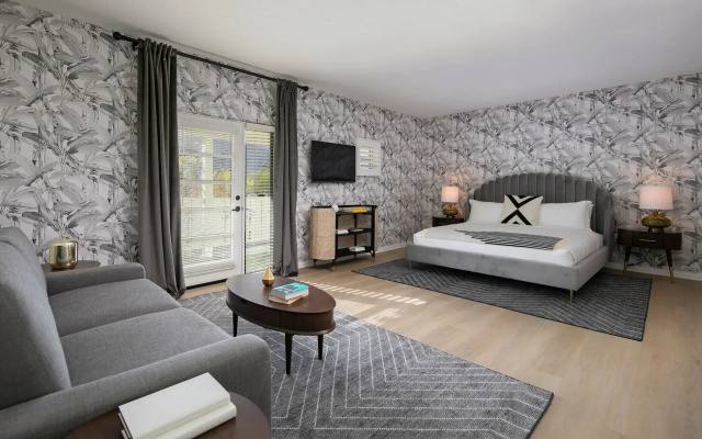 The Colony Palms Hotel and Bungalows - Adults Only