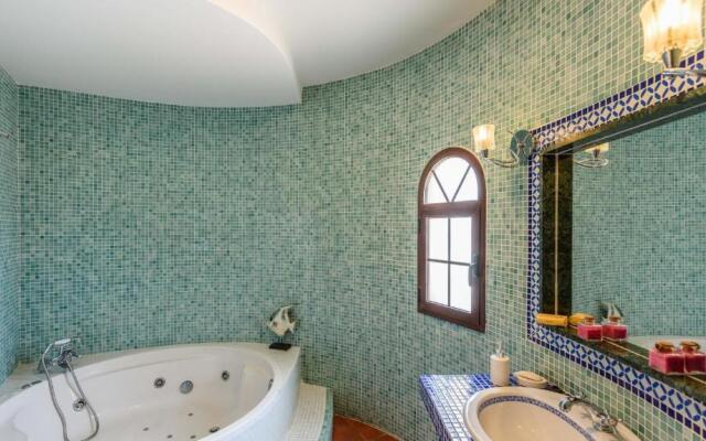 Villa Asuncion Arenas by Ruralidays