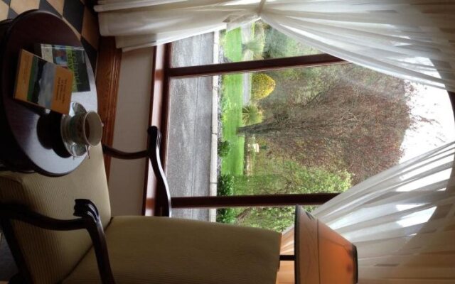 O'Sheas Ceol Na Habhann B&B