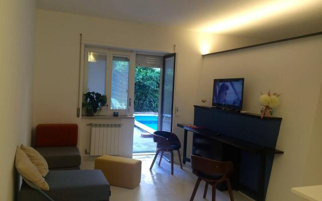 The Pool House Suite