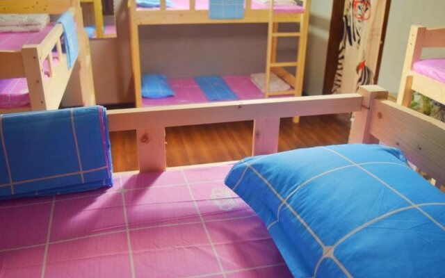 Chongqing Fanke Youth Hostel