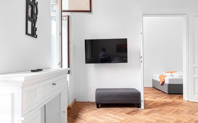 Joyful Apartments at Superb Location near AKH Hospital