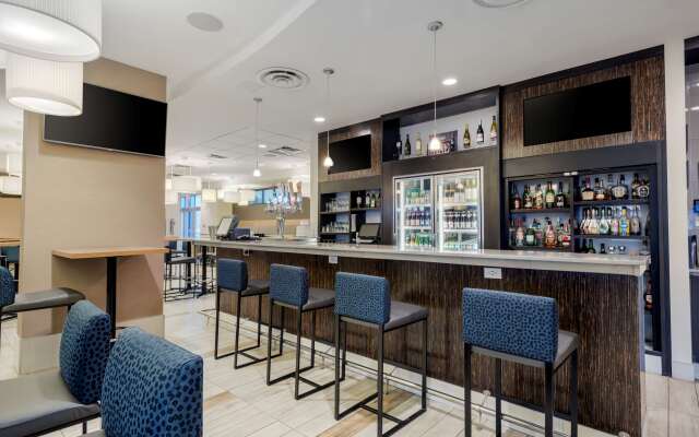 Best Western Plus Sawridge Suites