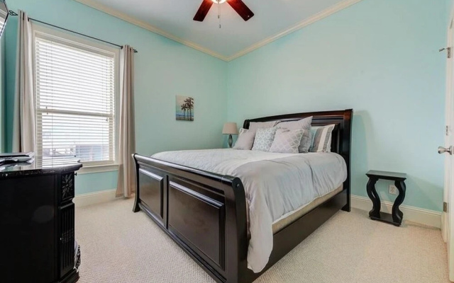 Keepin' It Reel 3 Bedroom Home by RedAwning