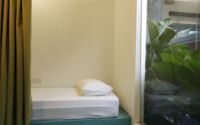 Beds In Garden Hostel Sdn Bhd
