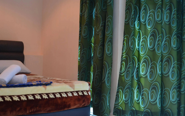 OYO 774 Hotel Iskandar
