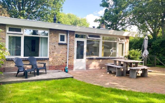 Prachtige bungalow Oostkapelle OK33