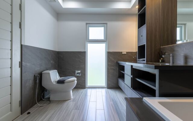 Modern 3 Bedroom Pool Villa MS24