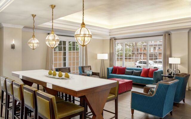 Hampton Inn New Orleans-St. Charles Ave./Garden District